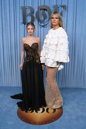 Heidi Klum OnlyFans Leaked Free Thumbnail Picture - #5aX5zwI1Ul