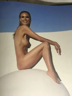 Heidi Klum OnlyFans Leaked Free Thumbnail Picture - #tcT420j2mY
