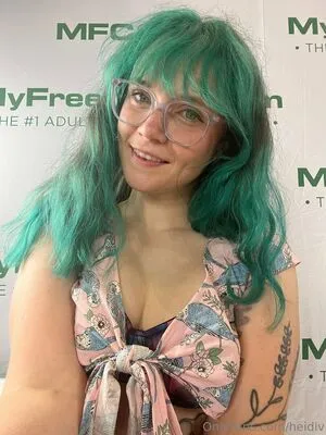 Heidiv OnlyFans Leaked Free Thumbnail Picture - #20szHDds7C