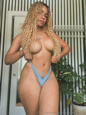 Helayna Marie OnlyFans Leaked Free Thumbnail Picture - #ff2eJvut90