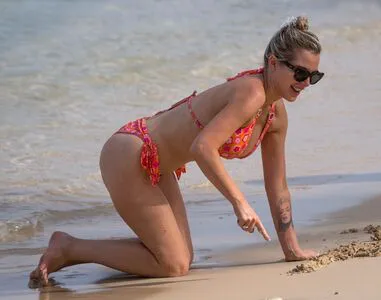 Helen Flanagan OnlyFans Leaked Free Thumbnail Picture - #RelbE5J1NP