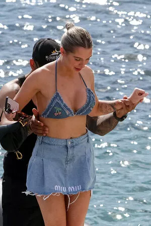 Helen Flanagan OnlyFans Leaked Free Thumbnail Picture - #hpRroq3o5v