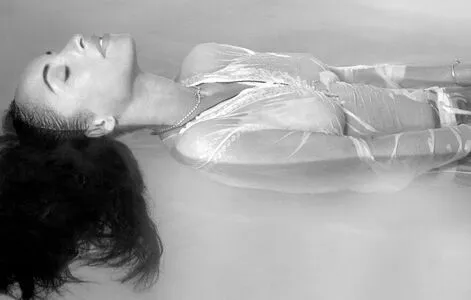 Helen Folasade Adu OnlyFans Leaked Free Thumbnail Picture - #d6CgiTMX2i