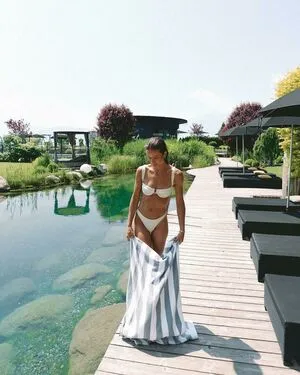 Helen Owen OnlyFans Leaked Free Thumbnail Picture - #se3OAgyyfh