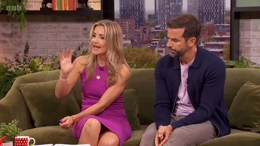 Helen Skelton OnlyFans Leaked Free Thumbnail Picture - #3ISonvPaG4