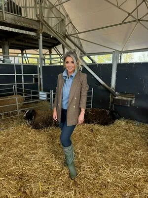 Helen Skelton OnlyFans Leaked Free Thumbnail Picture - #JjuoOmzBUj