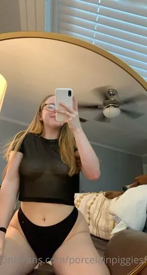 Helena Sky OnlyFans Leaked Free Thumbnail Picture - #0gFX4HN5Hk