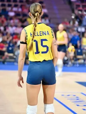 Helena Wenk Hoengen OnlyFans Leaked Free Thumbnail Picture - #v66YyvDyUT