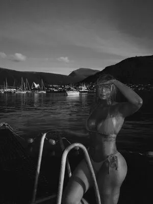 Heleneelises Helene Elise Strom Helenees OnlyFans Leaked Free Thumbnail Picture - #hfN1oMi3j5