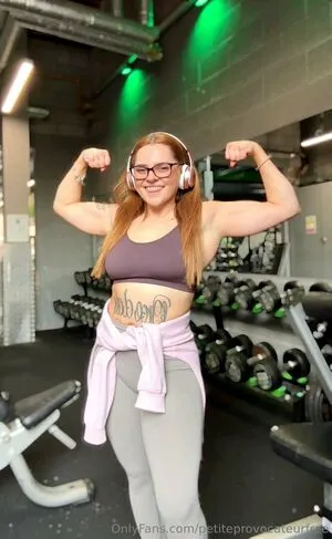 Helenrofficialfree OnlyFans Leaked Free Thumbnail Picture - #ydyeVwig21