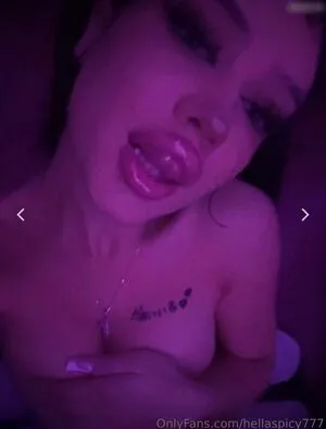 Hellaspicy777 OnlyFans Leaked Free Thumbnail Picture - #7iKQWL1a18