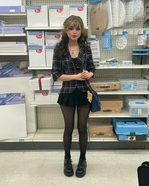 Hellbabyeve OnlyFans Leaked Free Thumbnail Picture - #MCIBG1HTfc