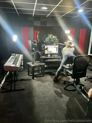 Hellcatblondie OnlyFans Leaked Free Thumbnail Picture - #allgoy8tzR