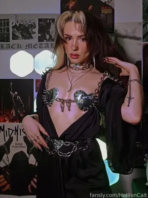 Hellioncait OnlyFans Leaked Free Thumbnail Picture - #Xe9W9NRnhL
