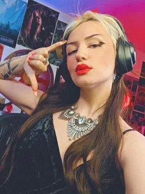 Hellioncait OnlyFans Leaked Free Thumbnail Picture - #pqciyPgPs2