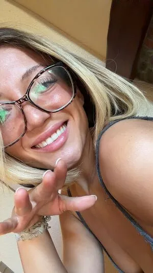 Hello Iris OnlyFans Leaked Free Thumbnail Picture - #25hxja1wW3