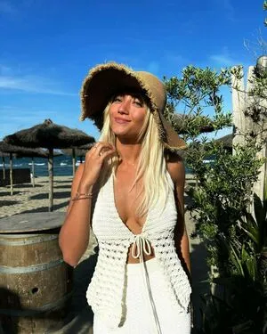 Hello Iris OnlyFans Leaked Free Thumbnail Picture - #6iyboiHE8O