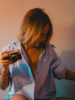 Hello Iris OnlyFans Leaked Free Thumbnail Picture - #v3waZmd4gd