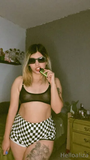 Helloaliza OnlyFans Leaked Free Thumbnail Picture - #fQi398lry8