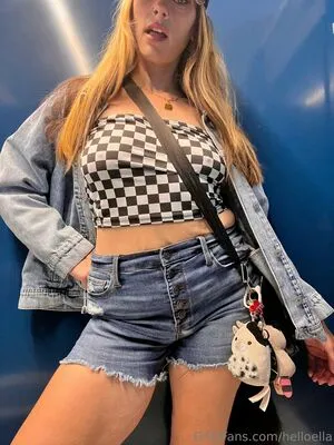 Helloella OnlyFans Leaked Free Thumbnail Picture - #LuKBXDJO4P