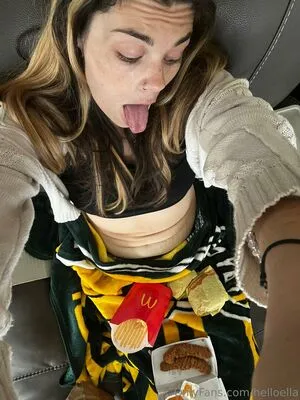 Helloella OnlyFans Leaked Free Thumbnail Picture - #lSk6HOzgDo