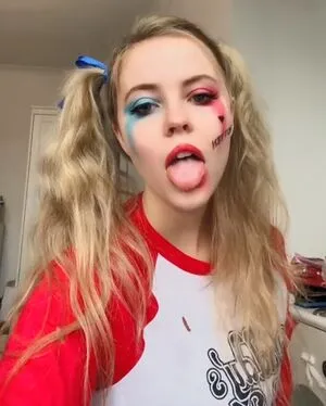 Helloitsamie OnlyFans Leaked Free Thumbnail Picture - #GxgUadPvXC