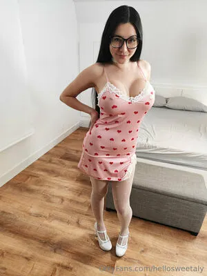 Hellosweetaly OnlyFans Leaked Free Thumbnail Picture - #yfsWs22xl2