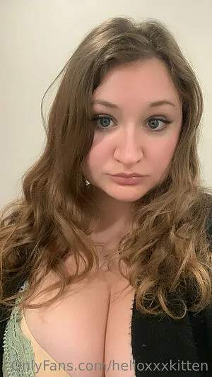 Helloxxxkitten OnlyFans Leaked Free Thumbnail Picture - #dGaaslqK0s