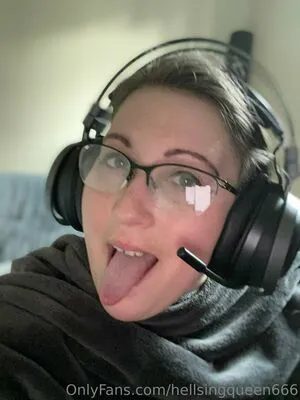 Hellsingqueen666 OnlyFans Leaked Free Thumbnail Picture - #GPX1b39IJg