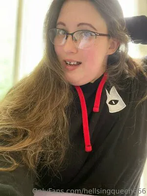 Hellsingqueen666 OnlyFans Leaked Free Thumbnail Picture - #h8YPrVm5EY