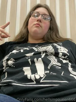 Hellsingqueen666 OnlyFans Leaked Free Thumbnail Picture - #xFUsv4UeVc