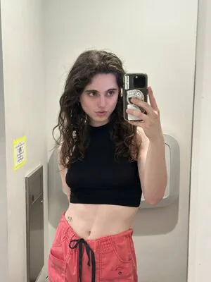 Helmet Girl OnlyFans Leaked Free Thumbnail Picture - #1xyxGWMy4I