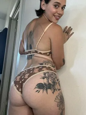 Helpppmeh OnlyFans Leaked Free Thumbnail Picture - #KJs26Z6PwA