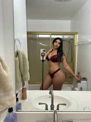 Heluvaylenn OnlyFans Leaked Free Thumbnail Picture - #RroUnEUJMr