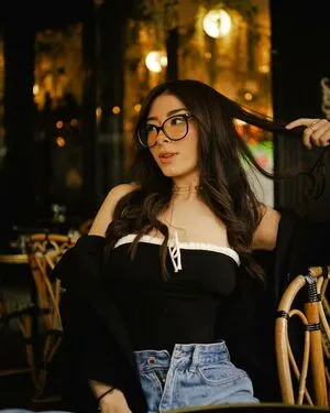 Helydia OnlyFans Leaked Free Thumbnail Picture - #5y0c0wTqBs