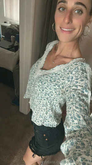 Hemlockhoneyy OnlyFans Leaked Free Thumbnail Picture - #H6XuSg08z7