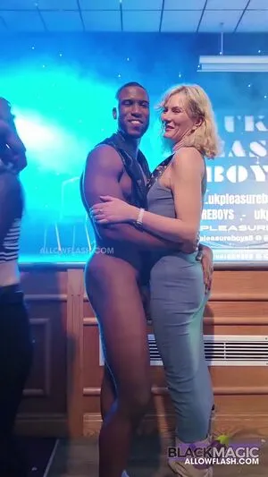 Hen Party Fun OnlyFans Leaked Free Thumbnail Picture - #ftHazX2Bsk