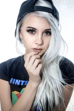 HendoArt OnlyFans Leaked Free Thumbnail Picture - #8qM1kvzzOu