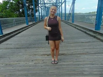 Henleyyyy OnlyFans Leaked Free Thumbnail Picture - #EB2juBipOA