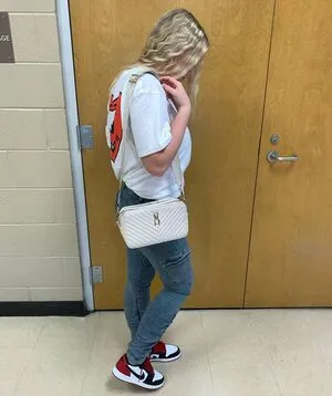 Henleyyyy OnlyFans Leaked Free Thumbnail Picture - #NsagtuWD5M