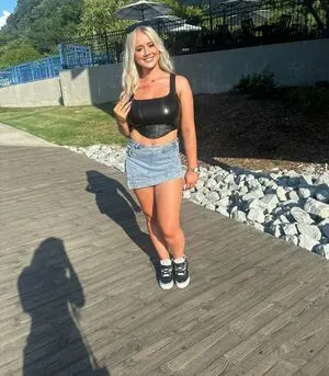 Henleyyyy OnlyFans Leaked Free Thumbnail Picture - #ePVJ3u94oM