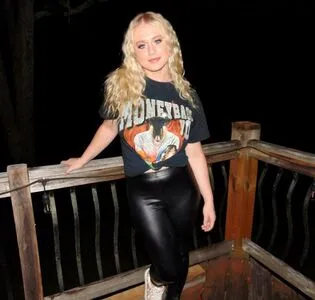 Henleyyyy OnlyFans Leaked Free Thumbnail Picture - #pcDdi8Q5NN