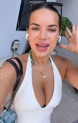 Henna OnlyFans Leaked Free Thumbnail Picture - #LLJAKIHUpm