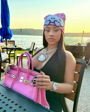 Hennessy Carolina OnlyFans Leaked Free Thumbnail Picture - #LtU2Qi3avQ