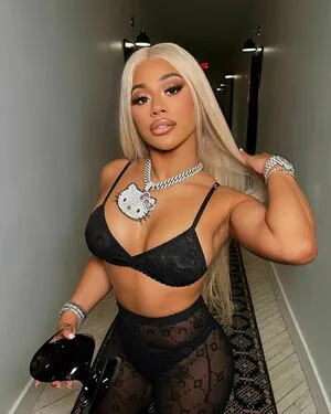 Hennessy Carolina OnlyFans Leaked Free Thumbnail Picture - #OcYJY1uvxm