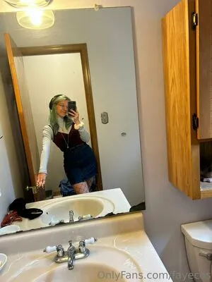 Hentaifaye OnlyFans Leaked Free Thumbnail Picture - #UM4w8T3gW5