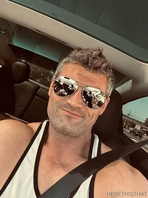 Herethisthat OnlyFans Leaked Free Thumbnail Picture - #84GnrWIaBh