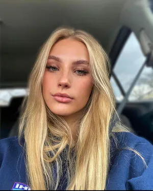Hermine Radloff OnlyFans Leaked Free Thumbnail Picture - #1Haq32RvAa