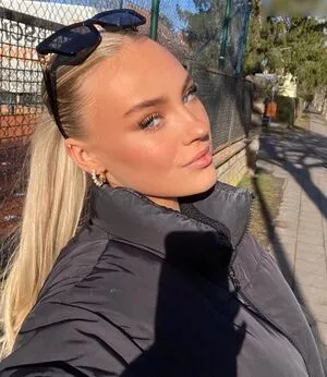 Hermine Radloff OnlyFans Leaked Free Thumbnail Picture - #X05ECRqWn7