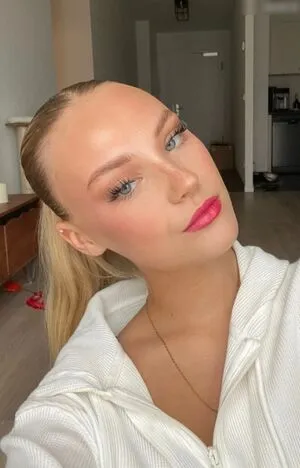 Hermine Radloff OnlyFans Leaked Free Thumbnail Picture - #jtXwMejstY